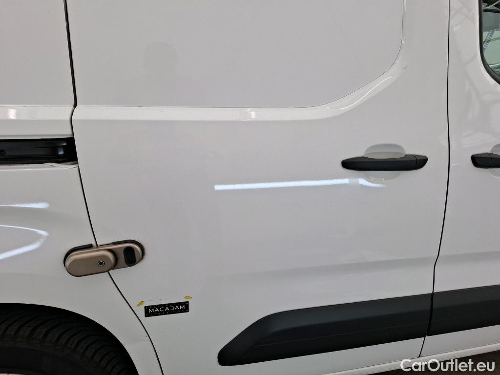  Citroen  Berlingo  Fourgon Worker M 1000 1.2 PureTech 130CV BVA8 E6d #24