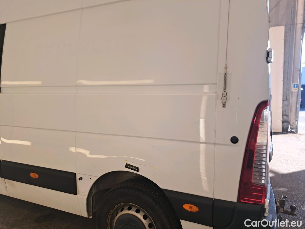  Renault  Master  III Fourgon L3H2 3 5 Grand Confort dCi 135CV BVM6 7 Sieges E6dT #8