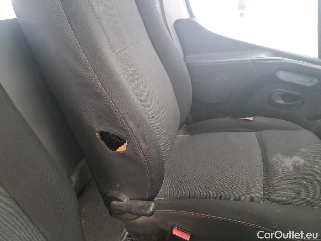  Renault  Master  III Fourgon L3H2 3 5 Grand Confort dCi 135CV BVM6 7 Sieges E6dT #35