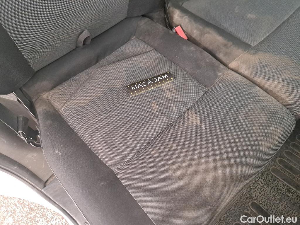  Renault  Master  III Fourgon L3H2 3 5 Grand Confort dCi 135CV BVM6 7 Sieges E6dT #67