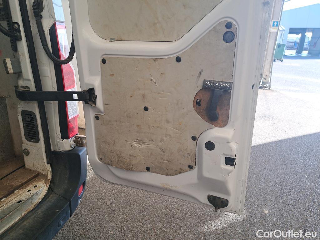  Renault  Master  III Fourgon L3H2 3 5 Grand Confort dCi 135CV BVM6 7 Sieges E6dT #72