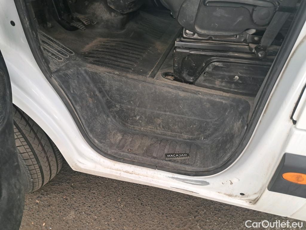  Renault  Master  III Fourgon L3H2 3 5 Grand Confort dCi 135CV BVM6 7 Sieges E6dT #51