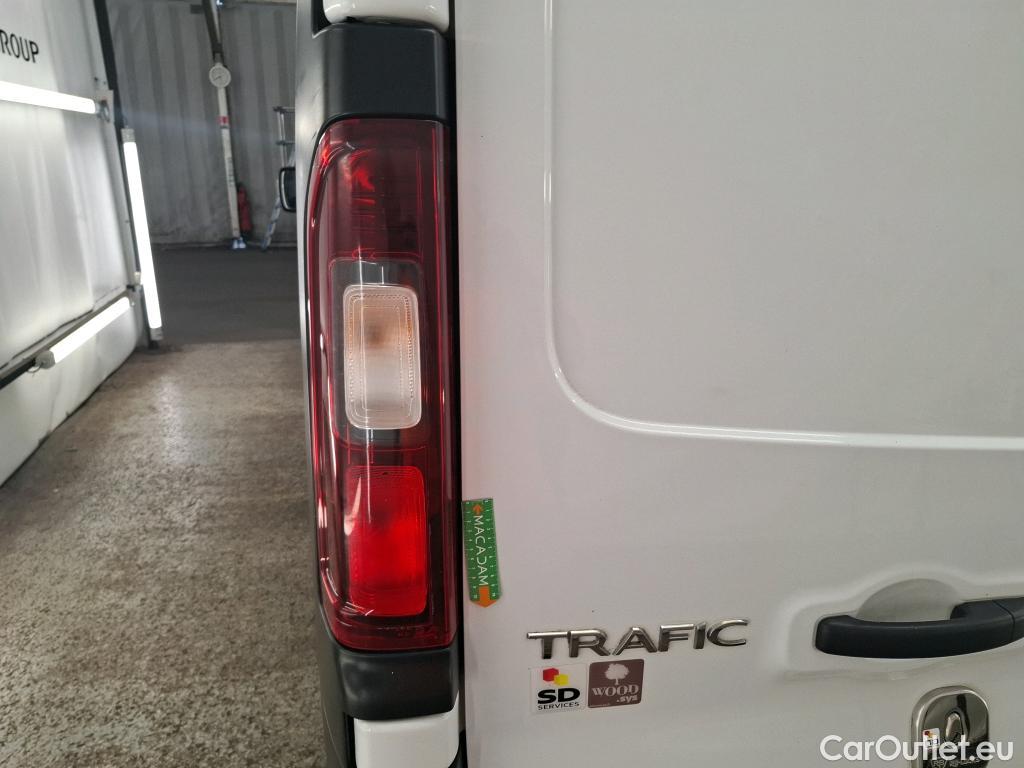  Renault  Trafic  Fourgon L1H1 3T Grand Confort 2.0 dCi 130CV BVM6 E6d #15