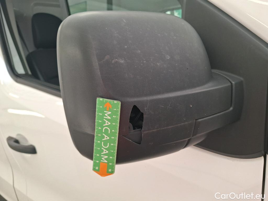  Renault  Trafic RENAULT  / 2019 / 4P / Fourgon tole FG GCF L1H1 1000 Energy dCi 145 EDC #39