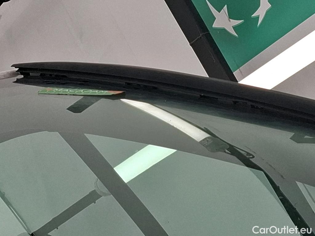  Renault  Trafic RENAULT  / 2019 / 4P / Fourgon tole FG GCF L1H1 1000 Energy dCi 145 EDC #61