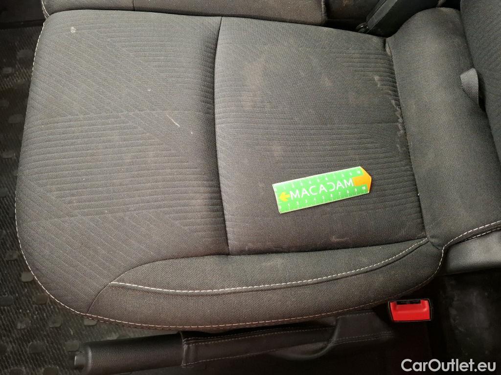  Renault  Trafic  Fourgon L1H1 3T Grand Confort 2.0 dCi 130CV BVM6 E6d #35