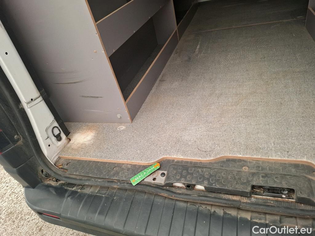  Renault  Trafic RENAULT  / 2019 / 4P / Fourgon tole FG GCF L1H1 1000 Energy dCi 145 EDC #26