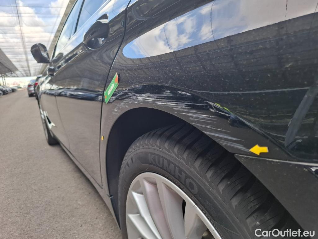  Bmw  Serie 5 BMW Série 5 / 2020 / 4P / Berline 520i 184ch Luxury BVA8 #10