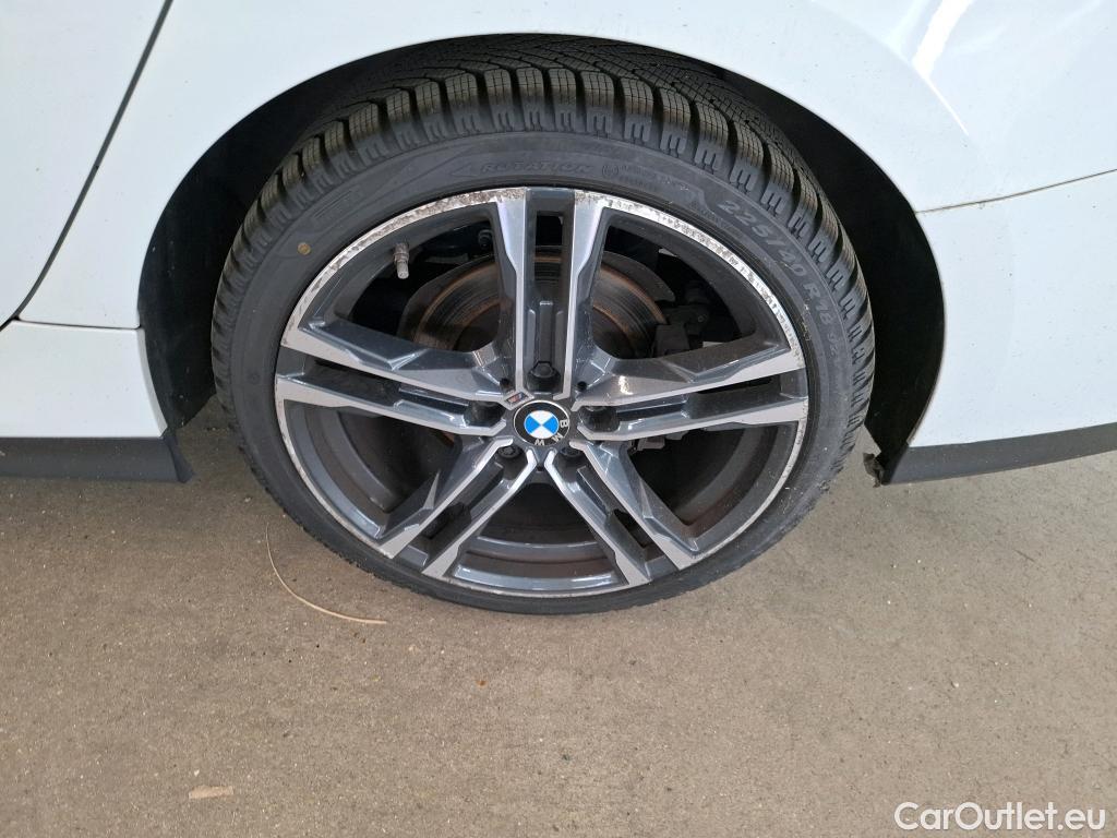  Bmw  Serie 2 BMW Série 2 Gran Coupé / 2019 / 4P / Berline 218D AUTO M Sport #16