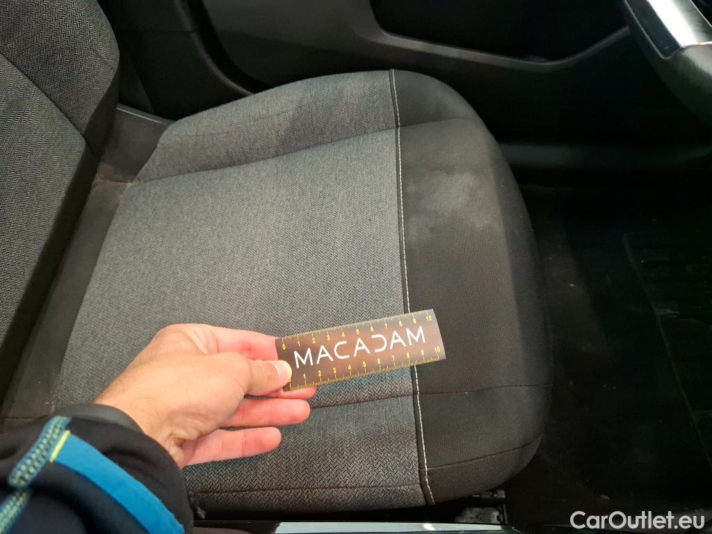  Citroen  C4  Berline Feel 1.2 PureTech 130CV BVA8 E6d #20