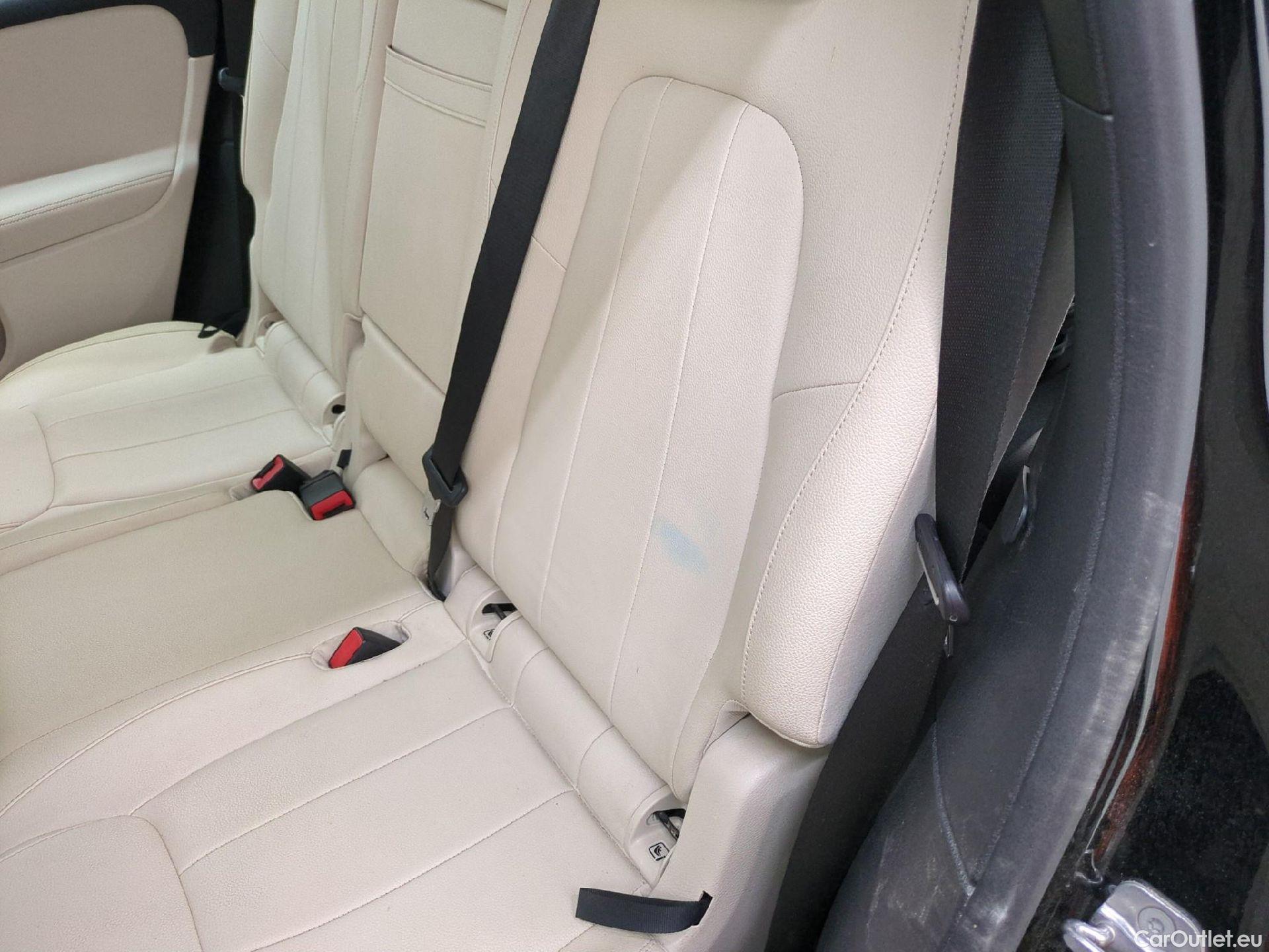  Mercedes  EQB MERCEDES-BENZ  / 2021 / 5P / SUV  250 + Business Line #26