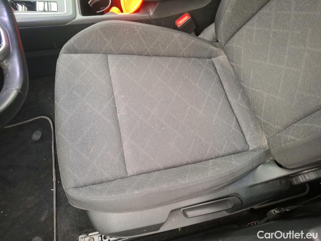  Volkswagen  Golf  VIII Berline Life Plus 2.0 TDI 115CV BVA7 E6d #43