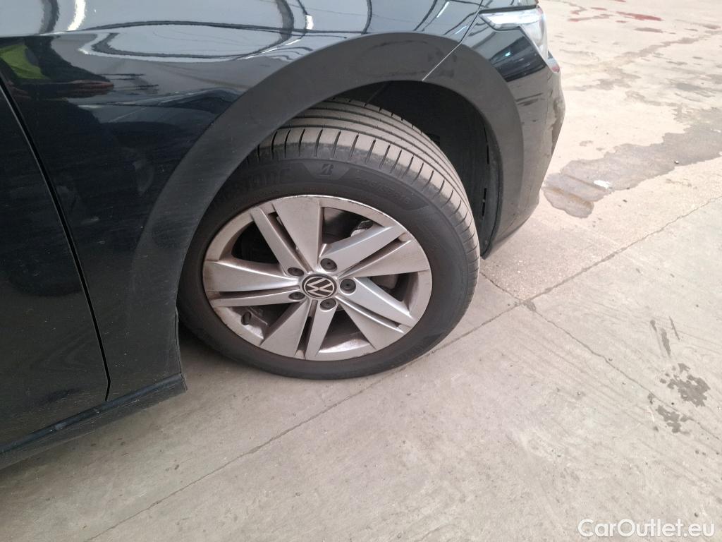  Volkswagen  Golf  VIII Berline Life Plus 2.0 TDI 115CV BVA7 E6d #26