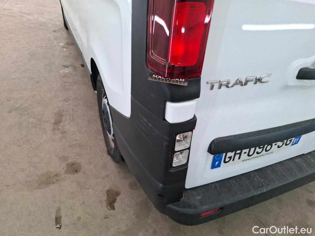  Renault  Trafic  III Fourgon L2H1 3T Confort 2.0 dCi 130CV BVM6 E6d #32