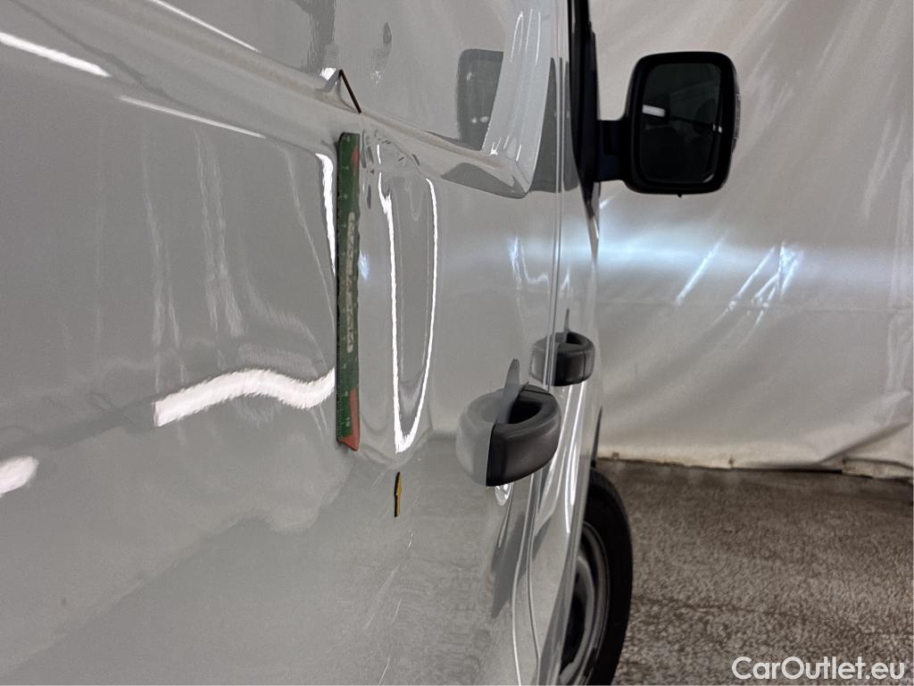  Renault  Trafic RENAULT  / 2021 / 4P / Fourgon tôlé FG GCF L2H1 3T Blue dCi 130 #10