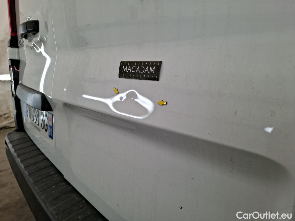  Renault  Trafic  III Fourgon L2H1 3T Confort 2.0 dCi 130CV BVM6 E6d #11