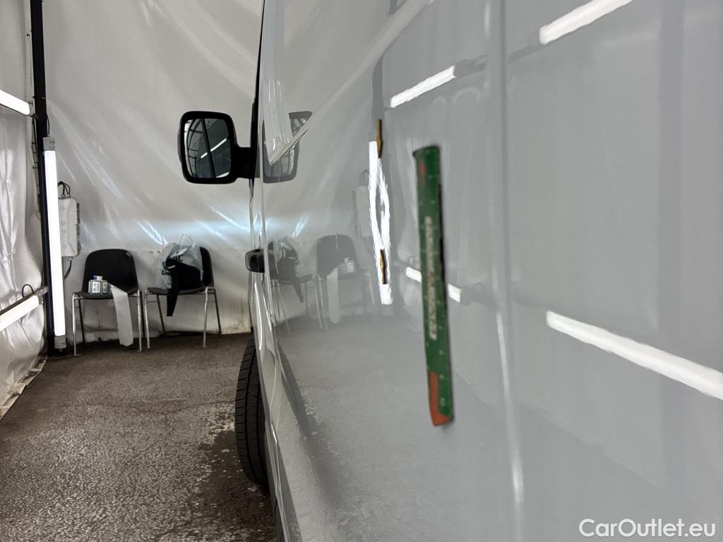 Renault  Trafic RENAULT  / 2021 / 4P / Fourgon tôlé FG GCF L2H1 3T Blue dCi 130 #13