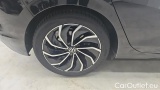  Volkswagen  Golf  2.0 TDI SCR DSG ACTIVE #10