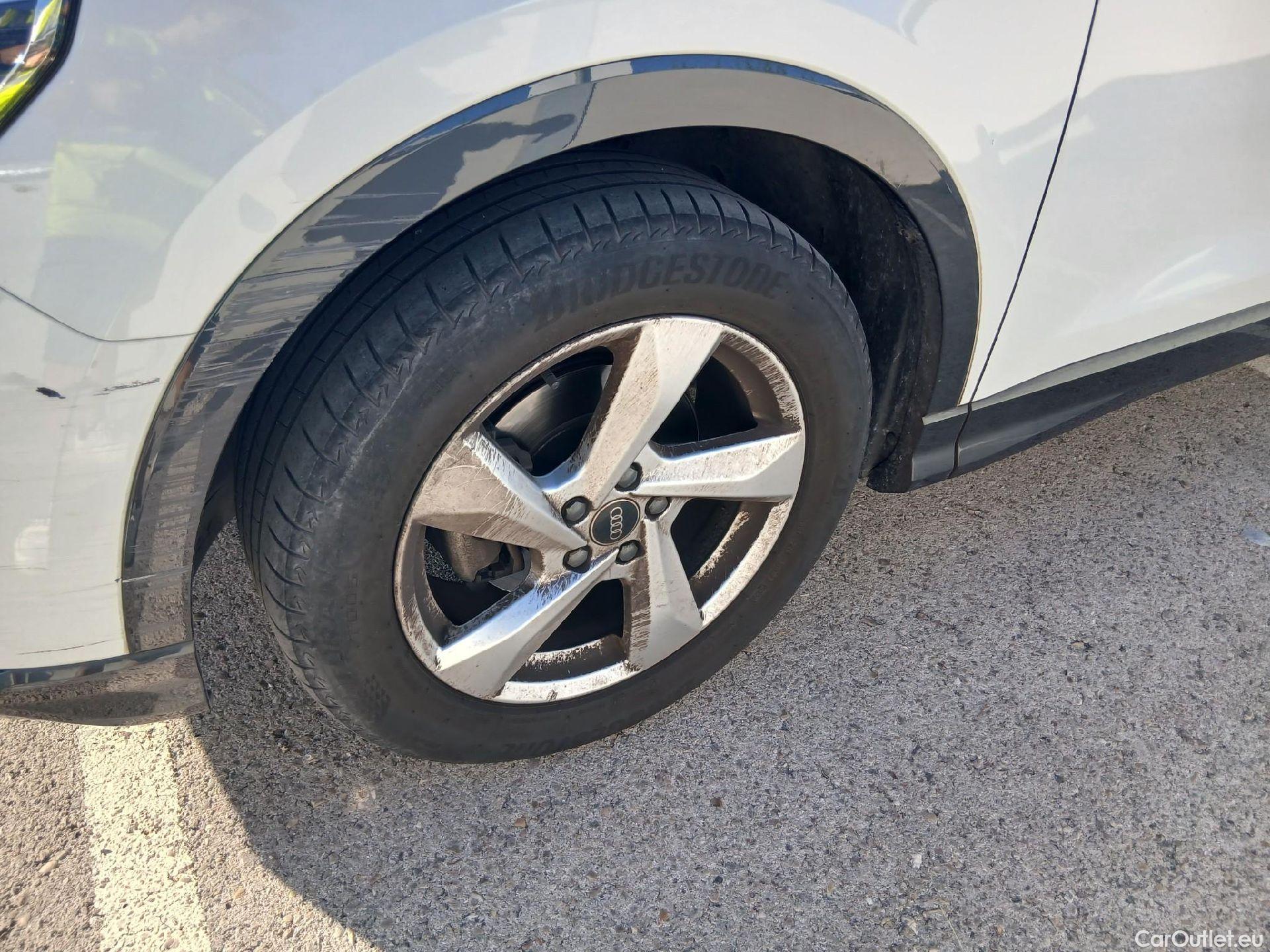 Audi  Q3 AUDI  / 2018 / 5P / todoterreno Advanced 35 TDI 110kW (150CV) S tronic #13