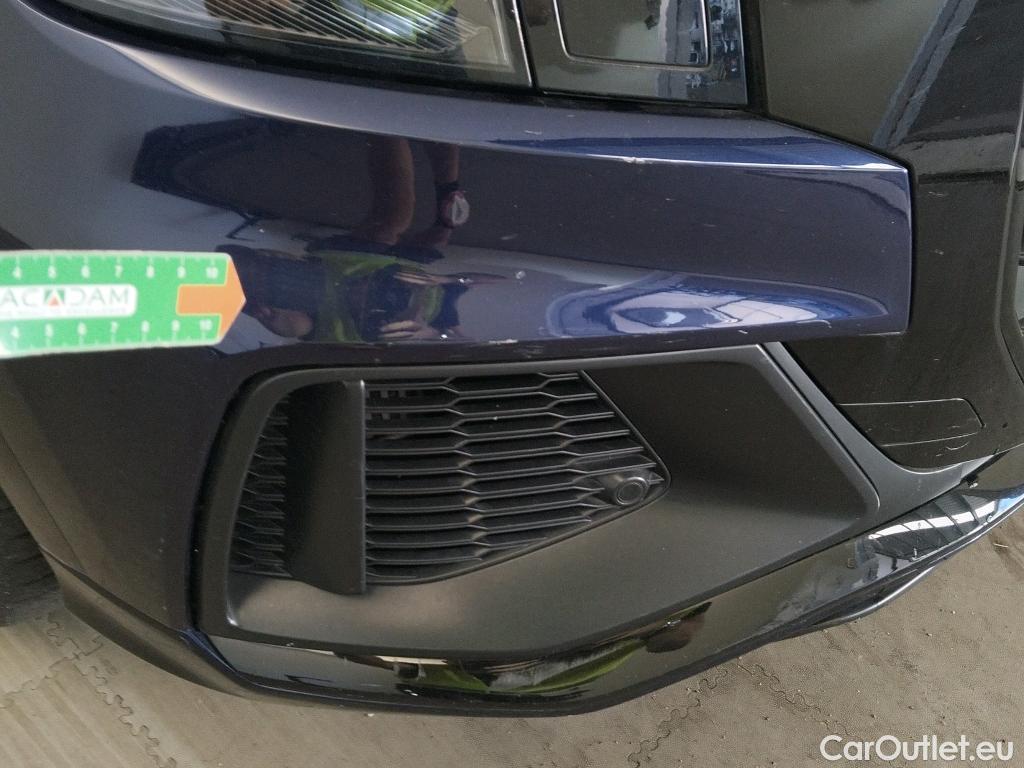  Audi  Q8 AUDI  / 2018 / 5P / todoterreno 55 TFSI 250kW Black L quattro tiptronic #10