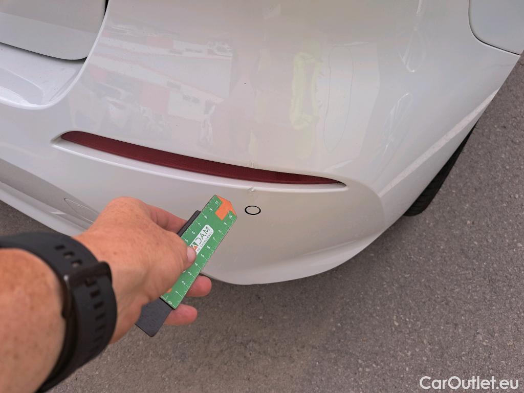  Bmw  Serie 1 BMW  / 2019 / 5P / berlina con portón 118i Corporate Auto. #24