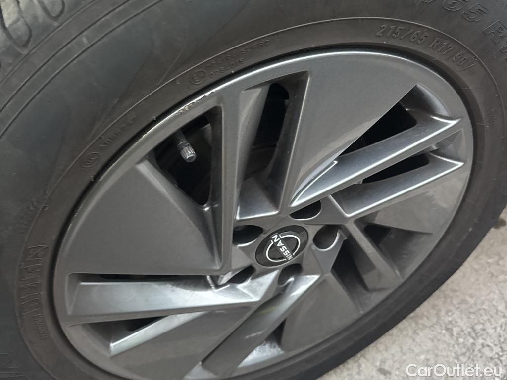  Nissan  Qashqai NISSAN  / 2021 / 5P / todoterreno DIG-T 116kW (158CV) mHEV Xtronic Acenta (AC8) #32
