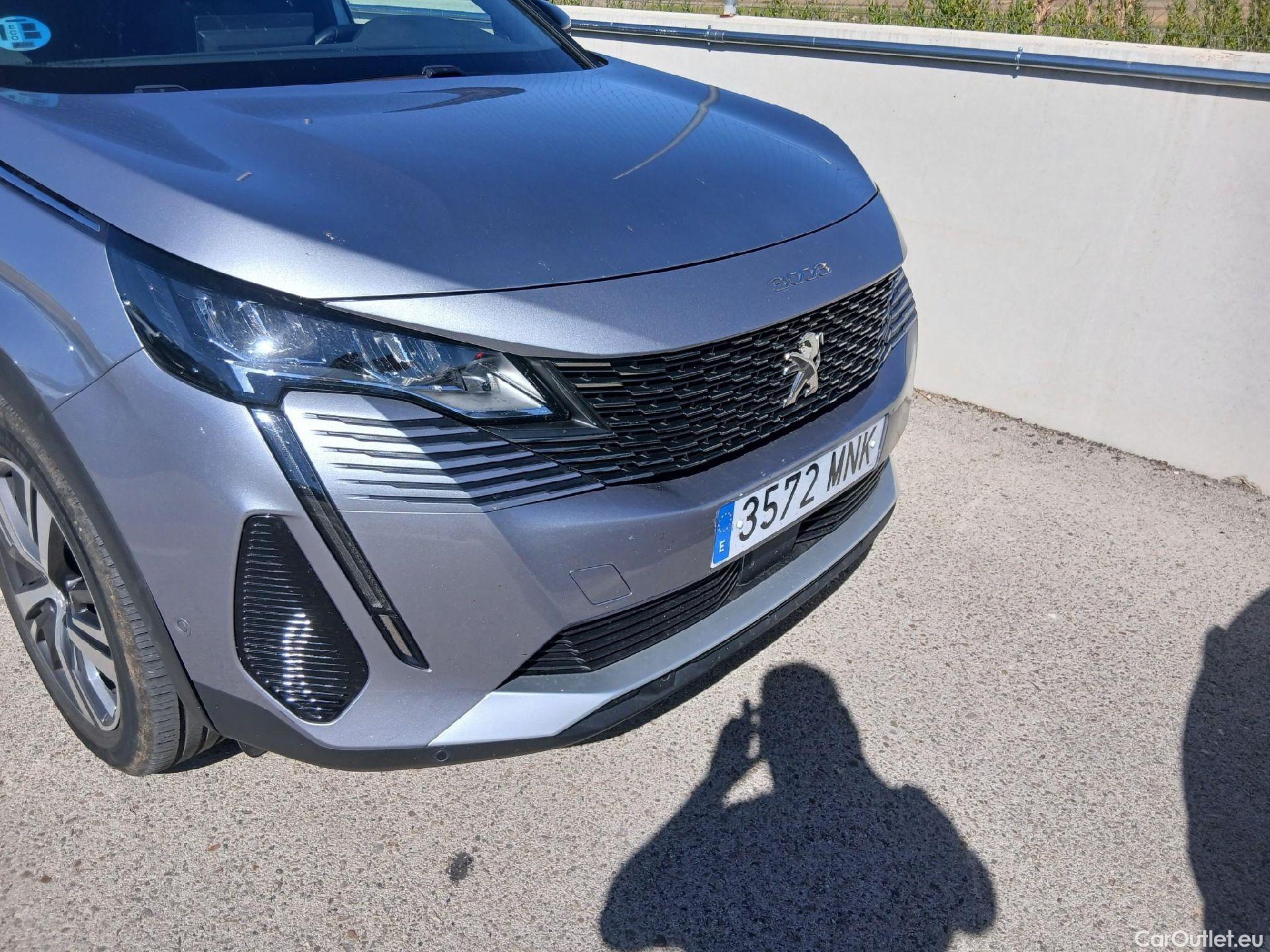  Peugeot  3008 PEUGEOT  Hybrid / 2020 / 5P / todoterreno 1.2 100KW Allure Pack eDCS6 #5