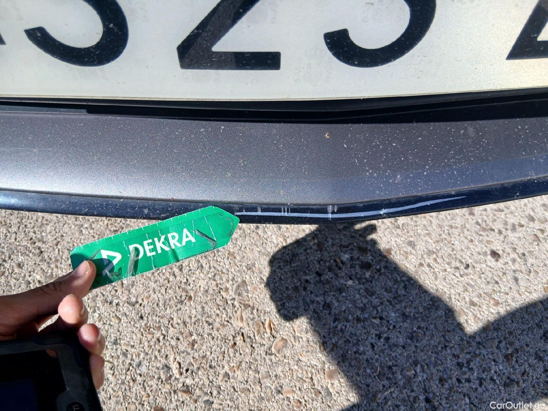  Mercedes  A-Klasse MERCEDES-BENZ Clase A / 2018 / 5P / berlina con portón A 250 e #8