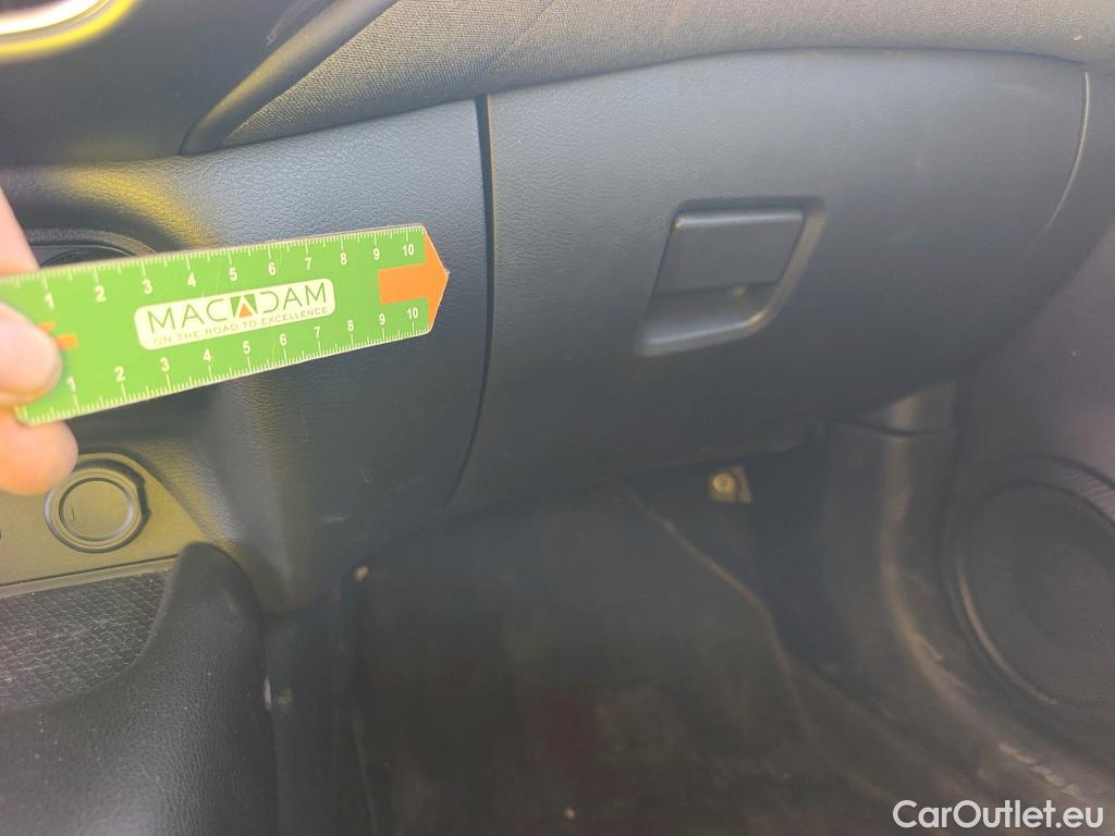  Nissan  Juke NISSAN  / 2019 / 5P / crossover DIG-T 84 kW (114 CV) 6M/T Acenta #14