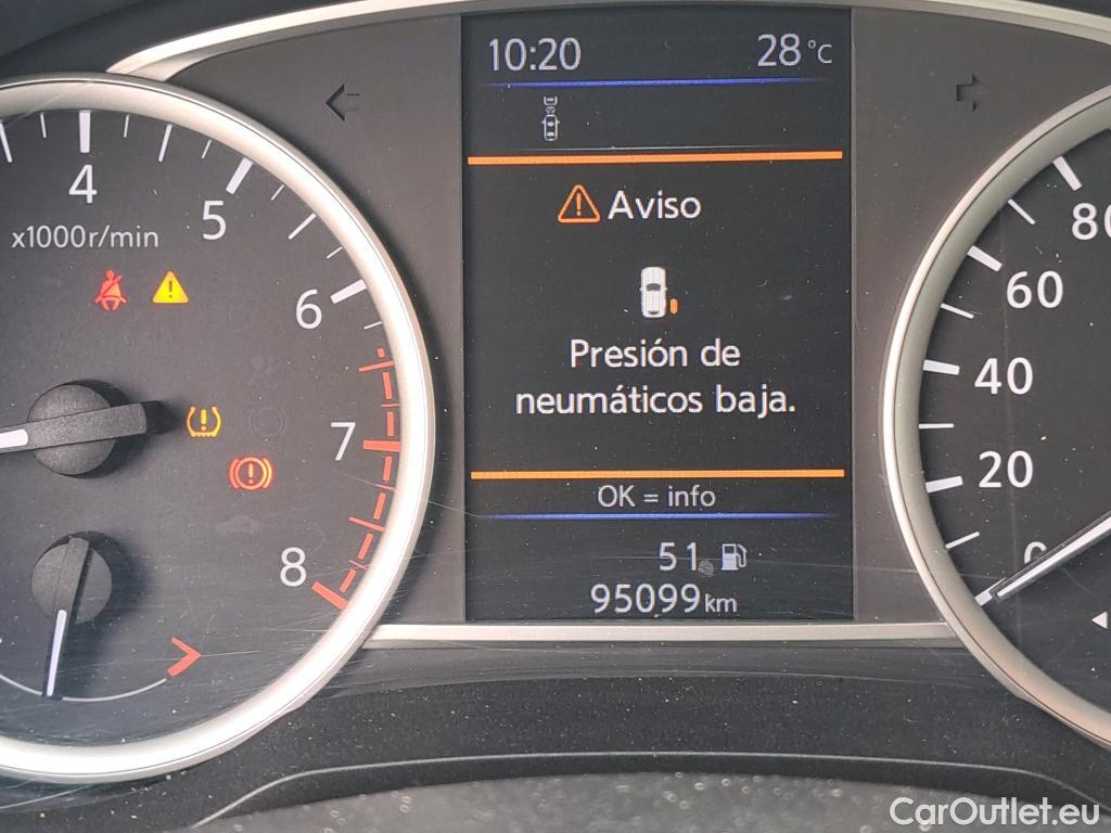  Nissan  Micra NISSAN  / 2017 / 5P / berlina con portón IG-T 68 kW (92 CV) E6D-F Acenta #28