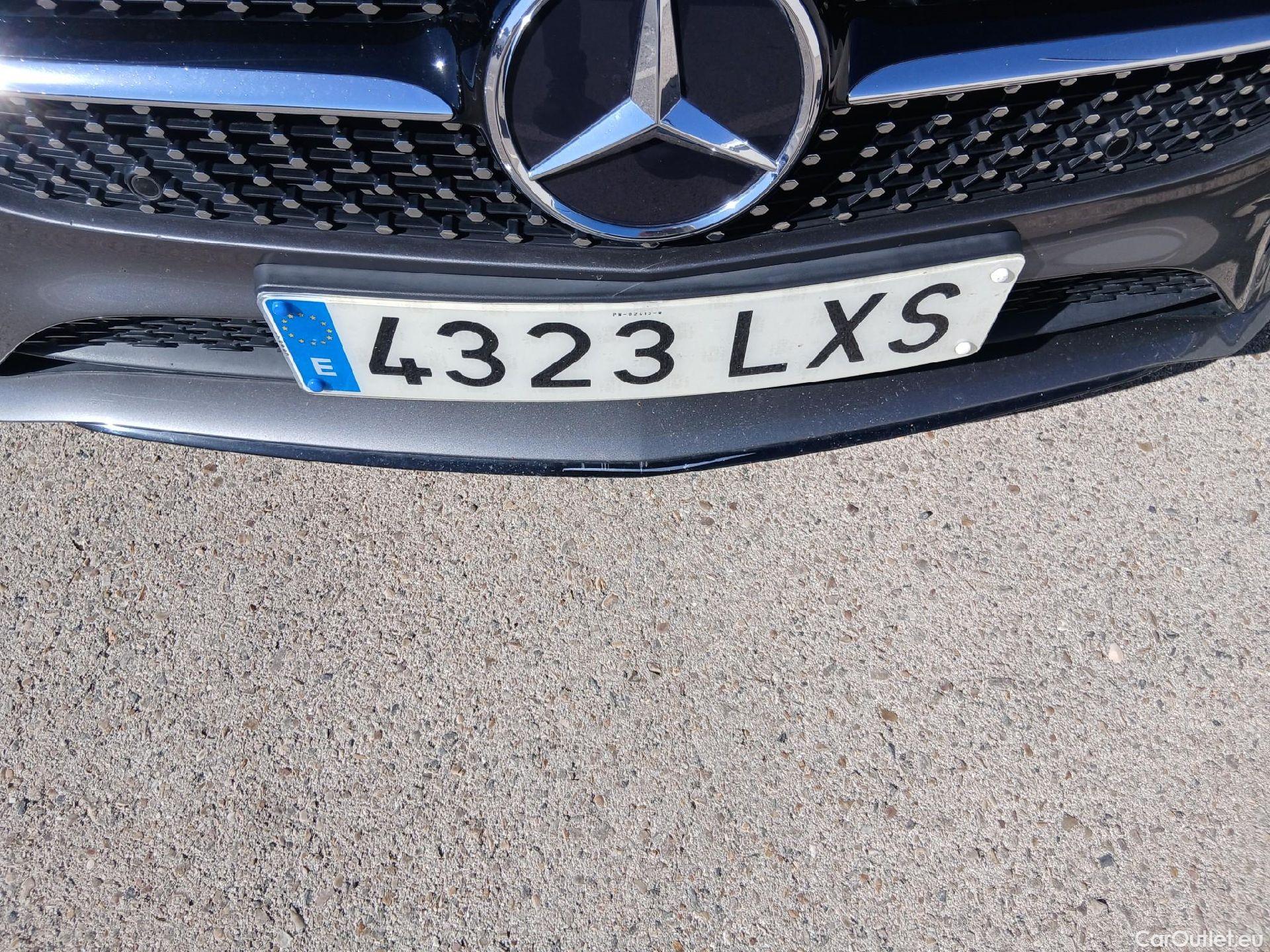  Mercedes  A-Klasse MERCEDES-BENZ Clase A / 2018 / 5P / berlina con portón A 250 e #9