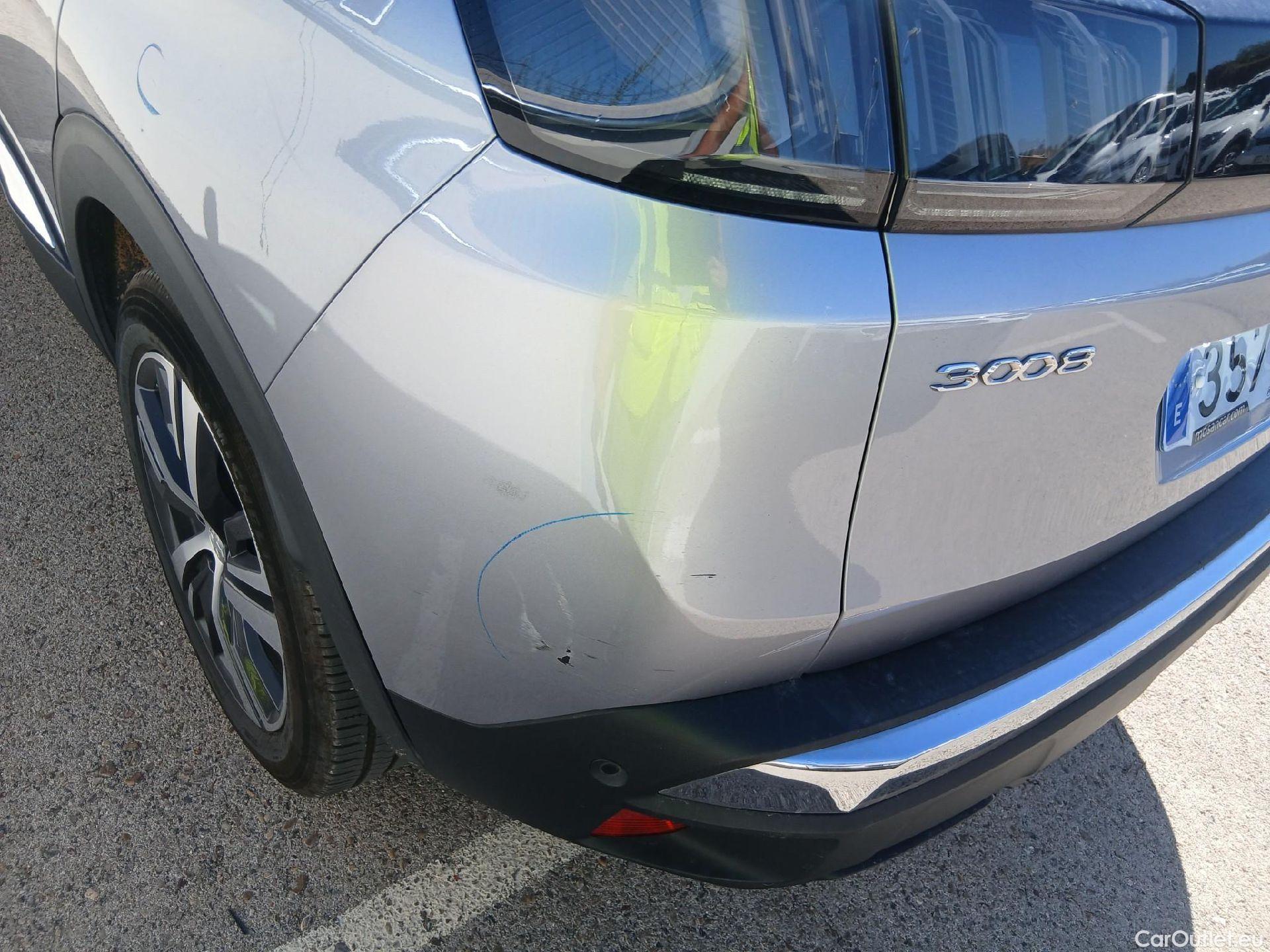  Peugeot  3008 PEUGEOT  Hybrid / 2020 / 5P / todoterreno 1.2 100KW Allure Pack eDCS6 #15
