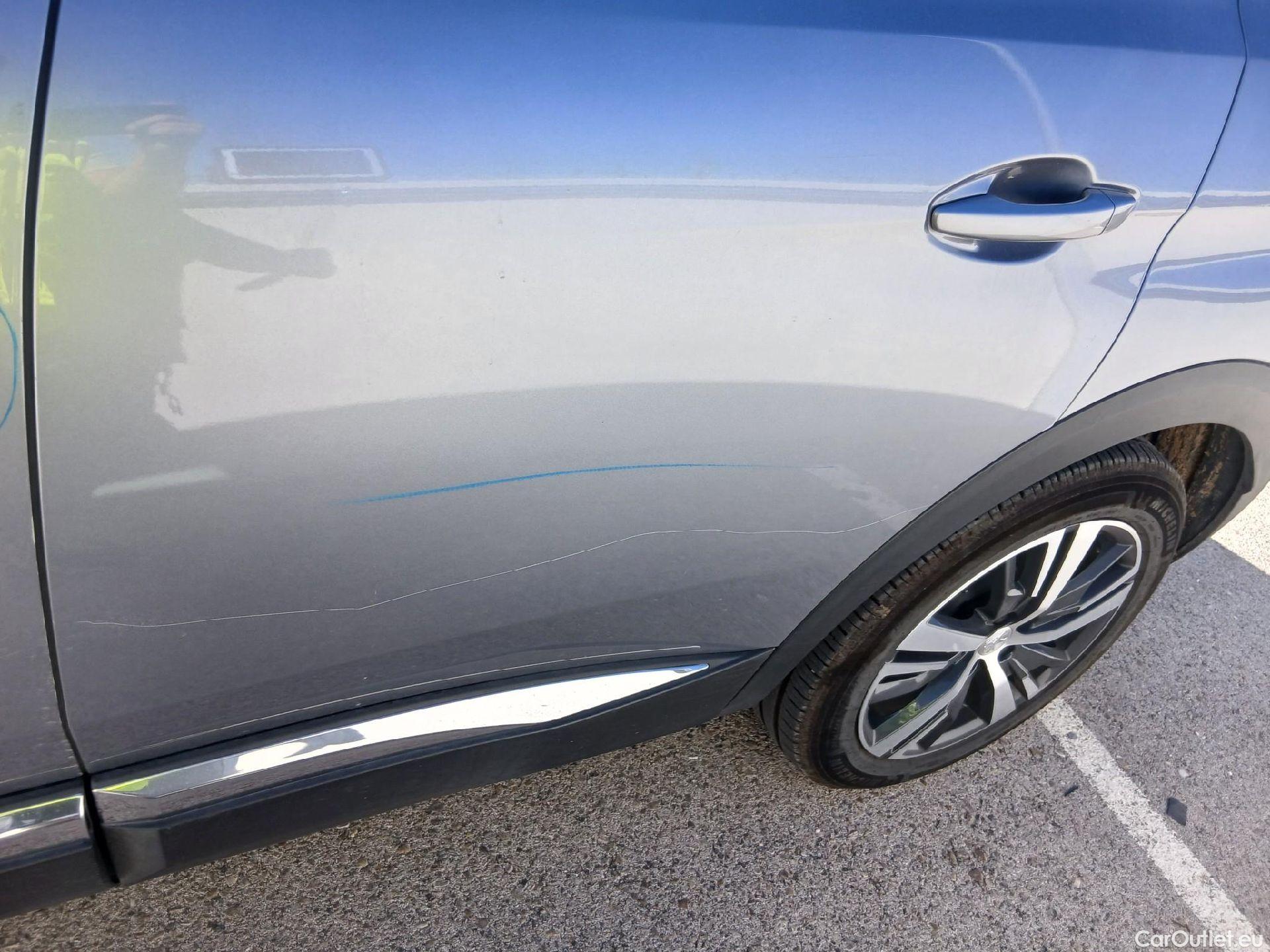  Peugeot  3008 PEUGEOT  Hybrid / 2020 / 5P / todoterreno 1.2 100KW Allure Pack eDCS6 #12