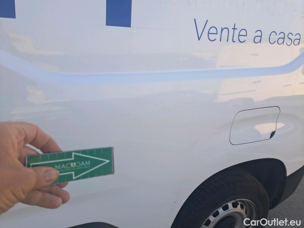  Citroen  Berlingo CITROEN  / 2018 / 3P / furgón derivado de turismo Talla M BlueHDi 100 CONTROL #3