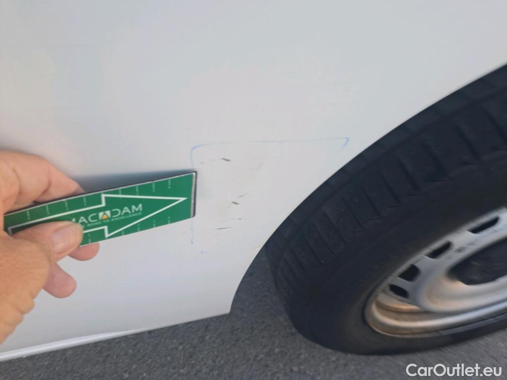  Citroen  Berlingo CITROEN  / 2018 / 3P / furgón derivado de turismo Talla M BlueHDi 100 CONTROL #4