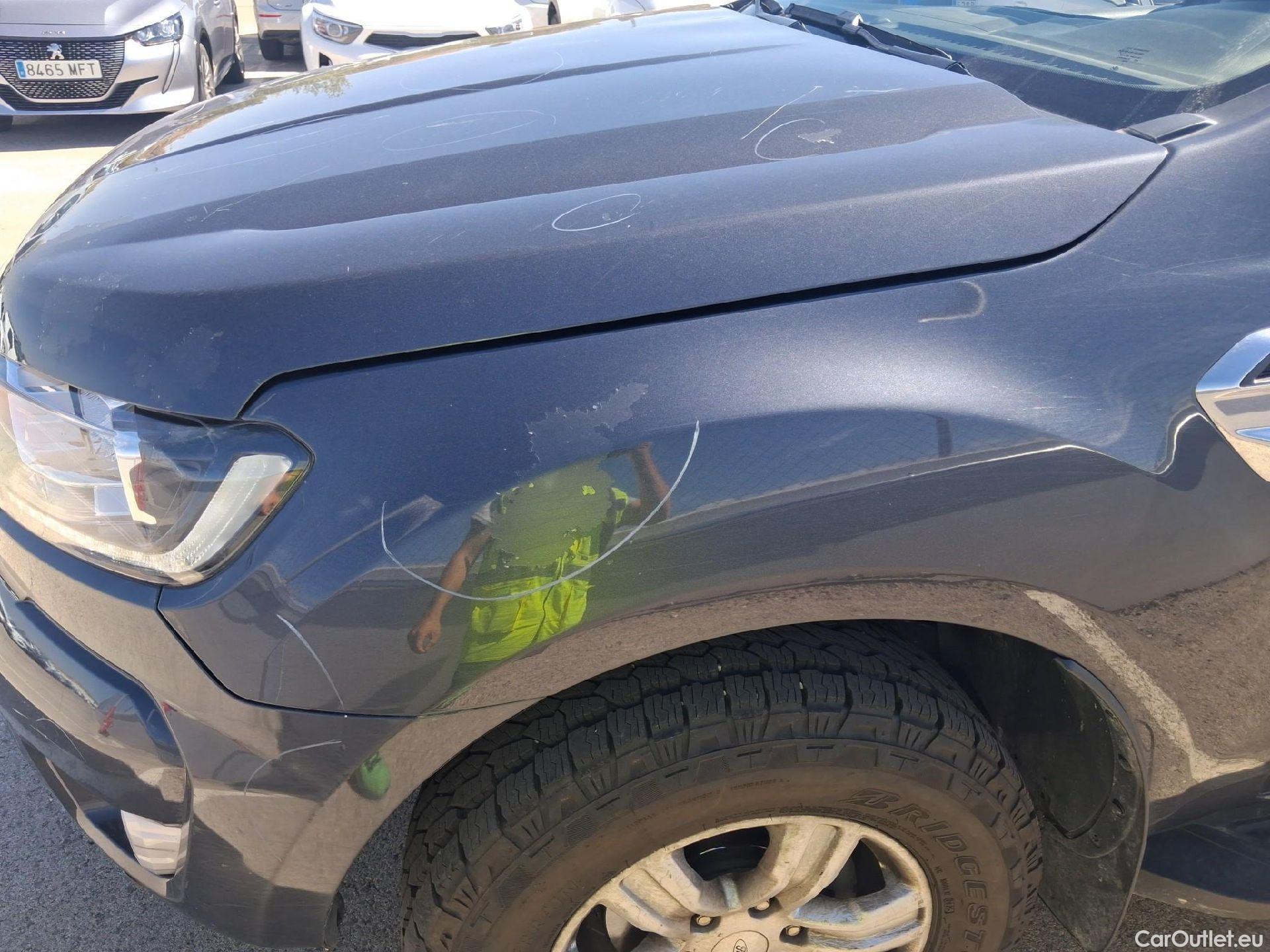  Ford  Ranger FORD  / 2019 / 4P / pickup doble cabina 2.0 Ecob 125kW 4x4 Dob Cabina Limited AT #10