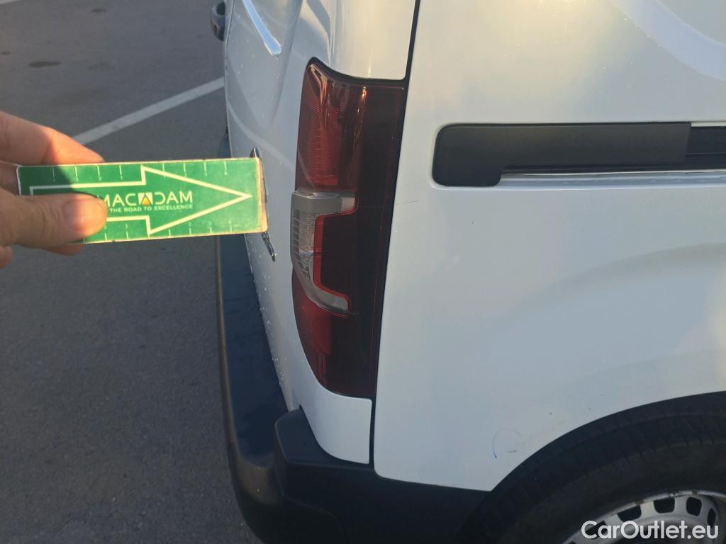  Citroen  Berlingo CITROEN  / 2018 / 3P / furgón derivado de turismo Talla M BlueHDi 100 CONTROL #10