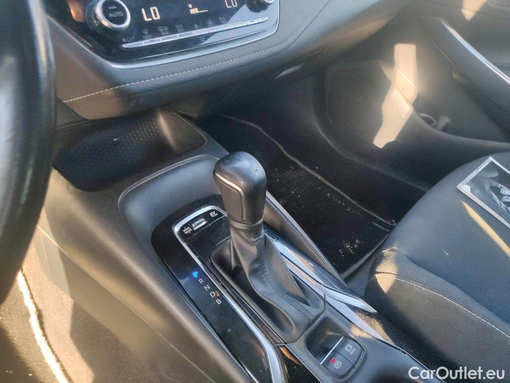  Toyota  Corolla TOYOTA  1.8 125H ACTIVE TECH E-CVT #33