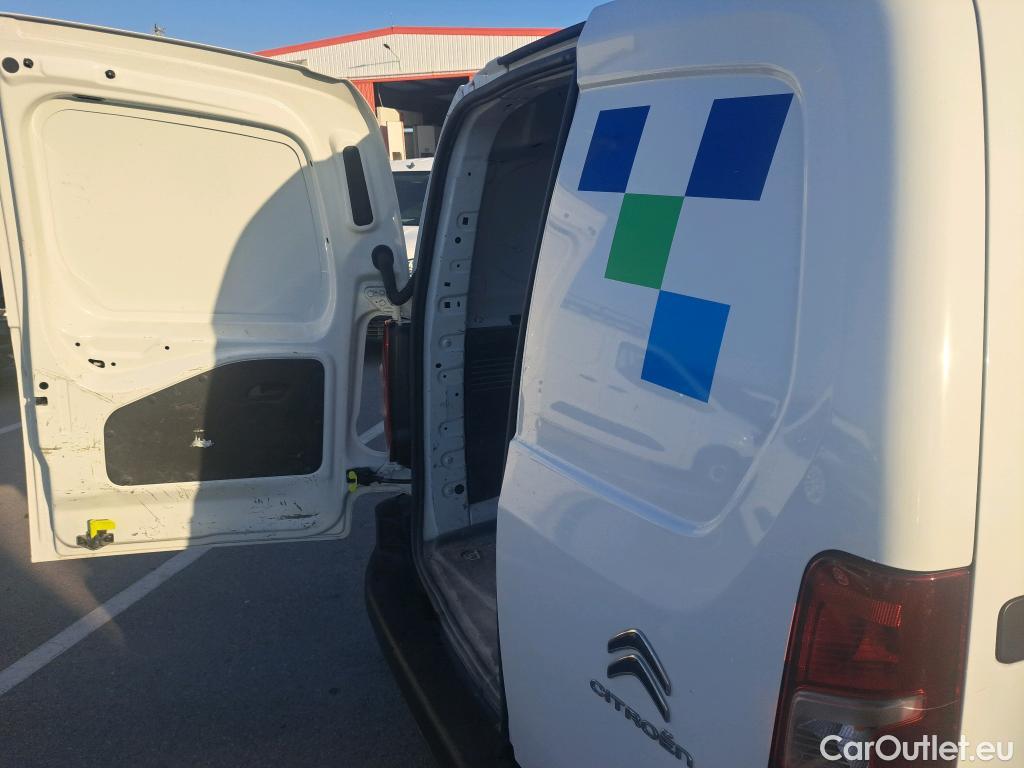  Citroen  Berlingo CITROEN  / 2018 / 3P / furgón derivado de turismo Talla M BlueHDi 100 CONTROL #24