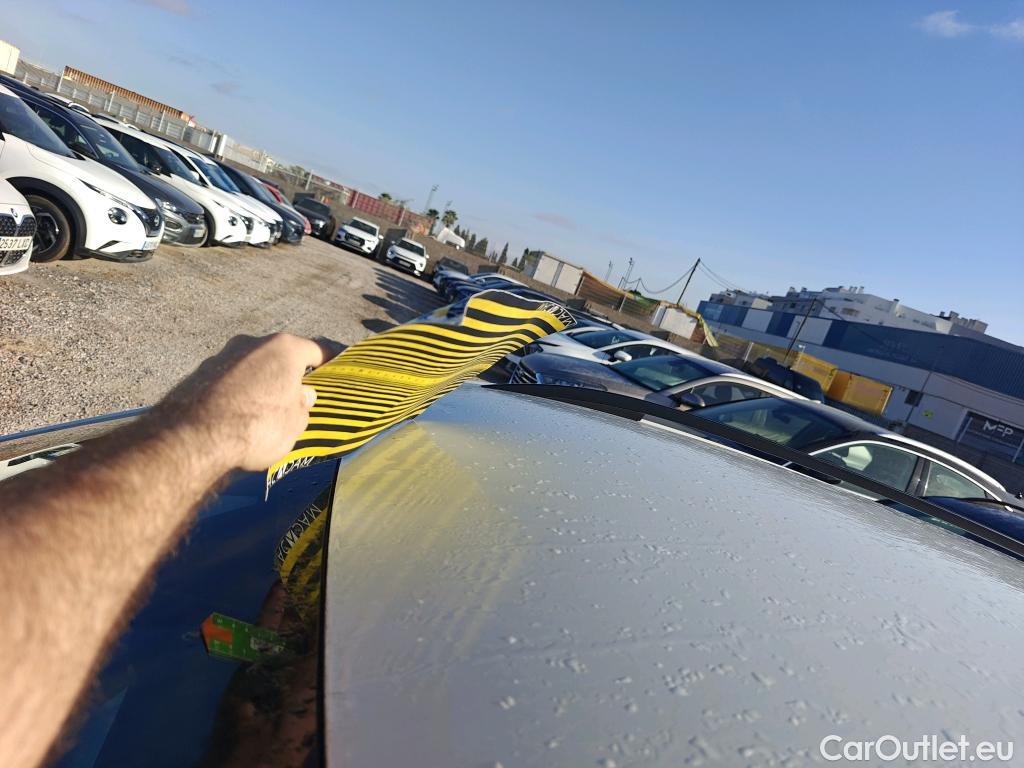  Volkswagen  T-ROC VOLKSWAGEN  / 2021 / 5P / todoterreno Life 1.5 TSI 110kW (150CV) DSG #2