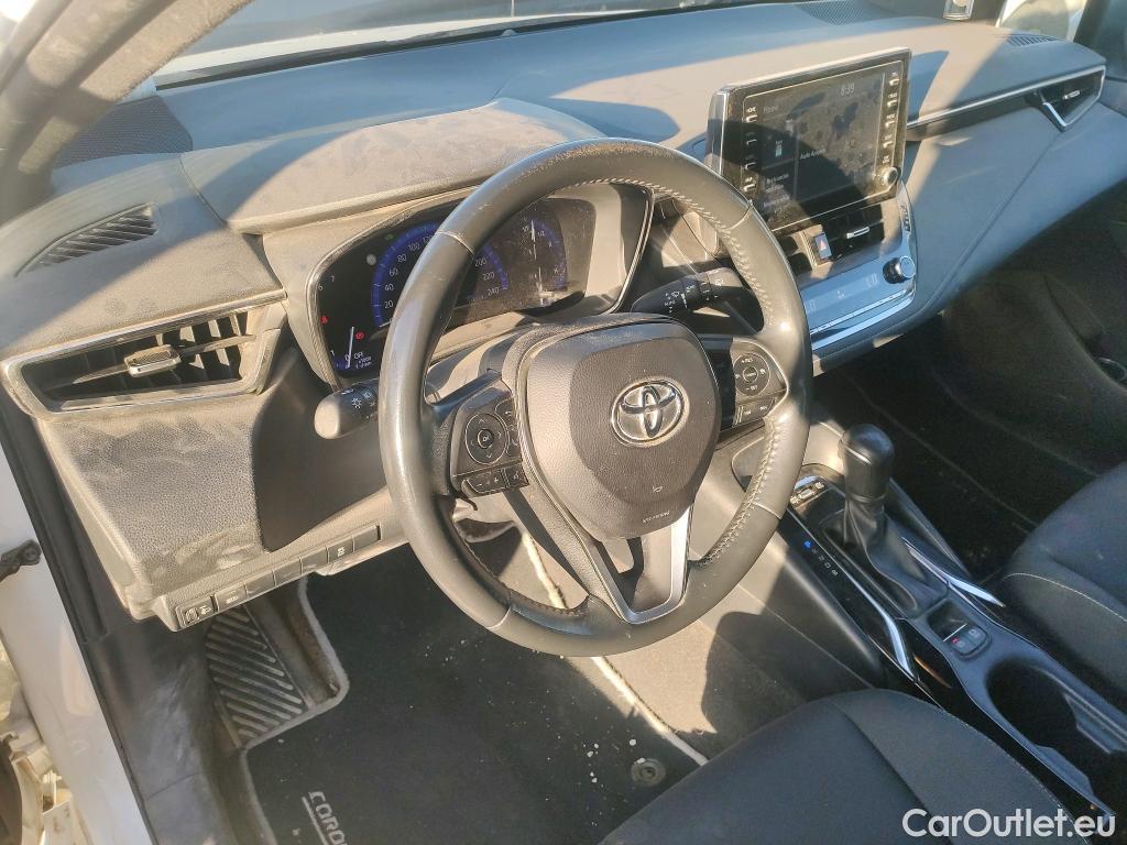  Toyota  Corolla TOYOTA  1.8 125H ACTIVE TECH E-CVT #31