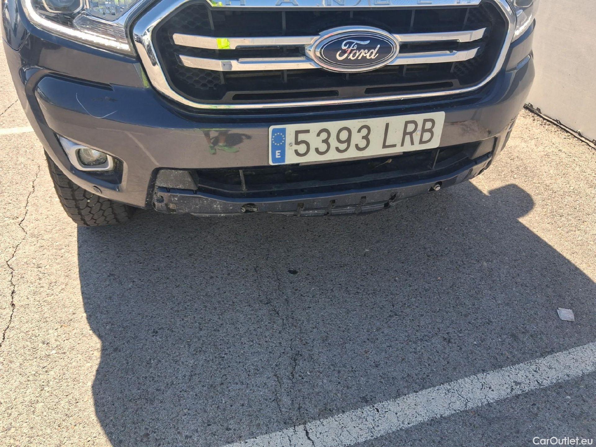  Ford  Ranger FORD  / 2019 / 4P / pickup doble cabina 2.0 Ecob 125kW 4x4 Dob Cabina Limited AT #7