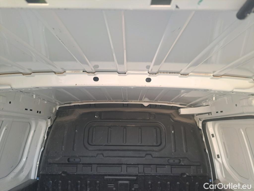  Citroen  Berlingo CITROEN  / 2018 / 3P / furgón derivado de turismo Talla M BlueHDi 100 CONTROL #14