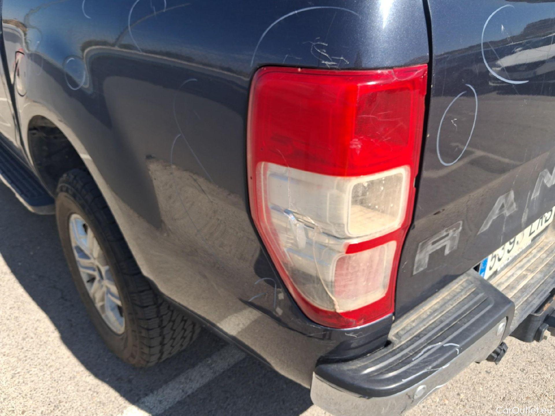 Ford  Ranger FORD  / 2019 / 4P / pickup doble cabina 2.0 Ecob 125kW 4x4 Dob Cabina Limited AT #22