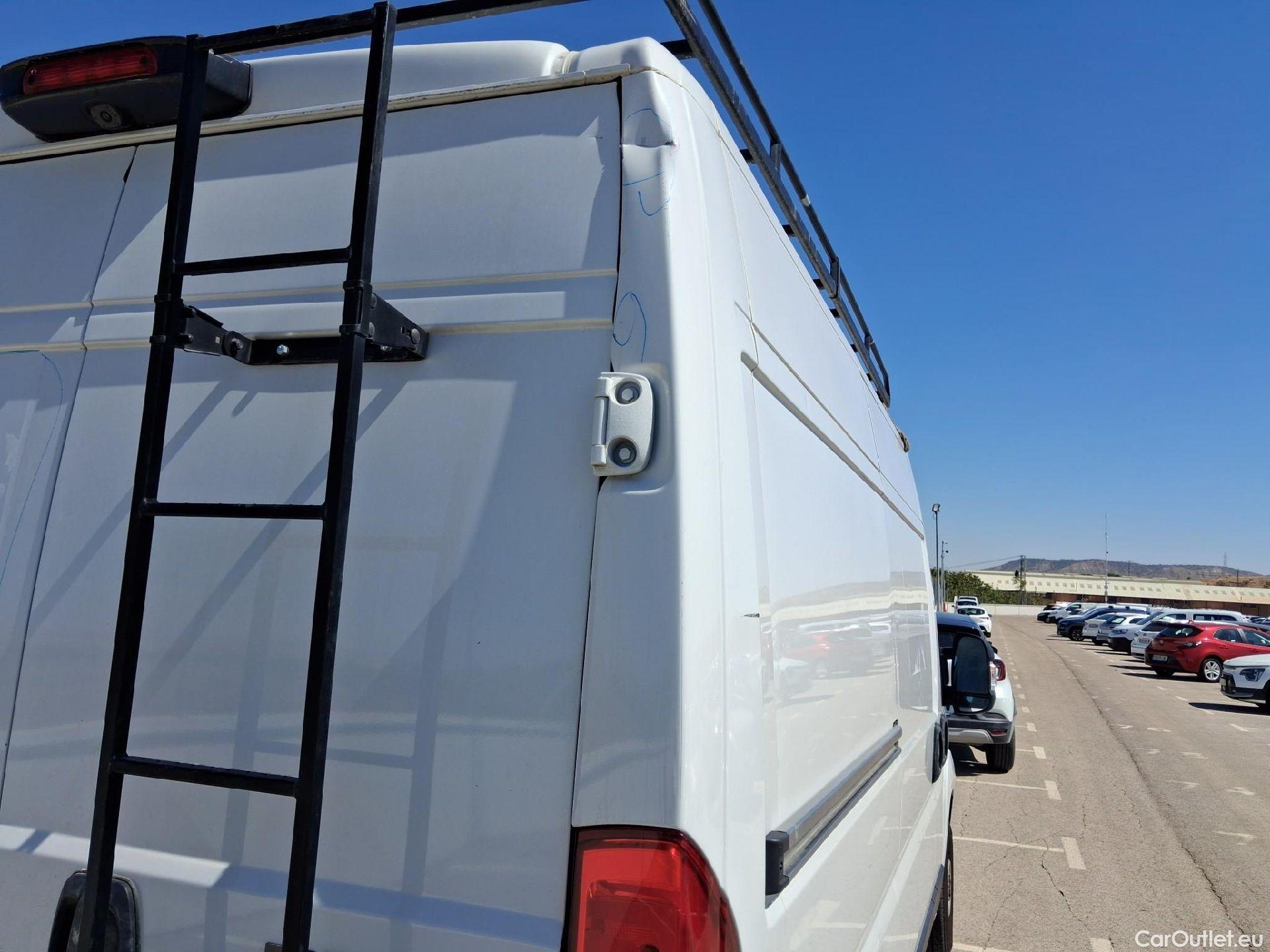  Fiat  Ducato FIAT  / 2023 / 4P / furgón 35 L2H2 BlueHDi (103kW) #29