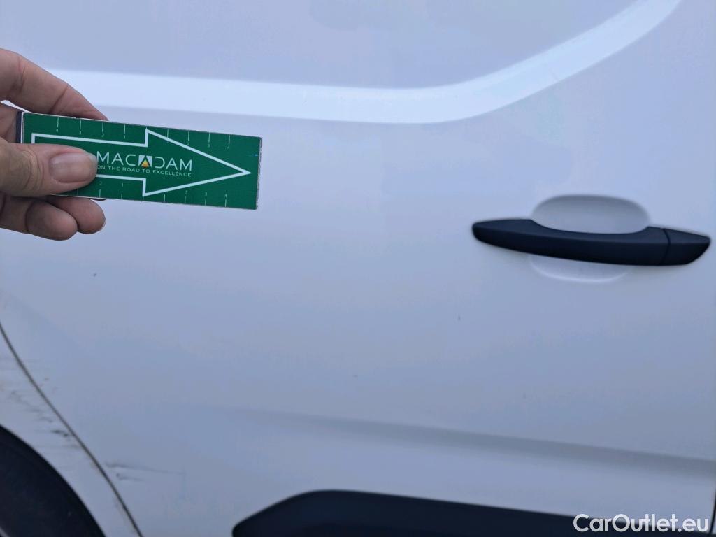  Opel  Combo OPEL  / 2018 / 3P / furgón derivado de turismo 1.5 TD 75kW (100CV) Express L H1 650kg #12