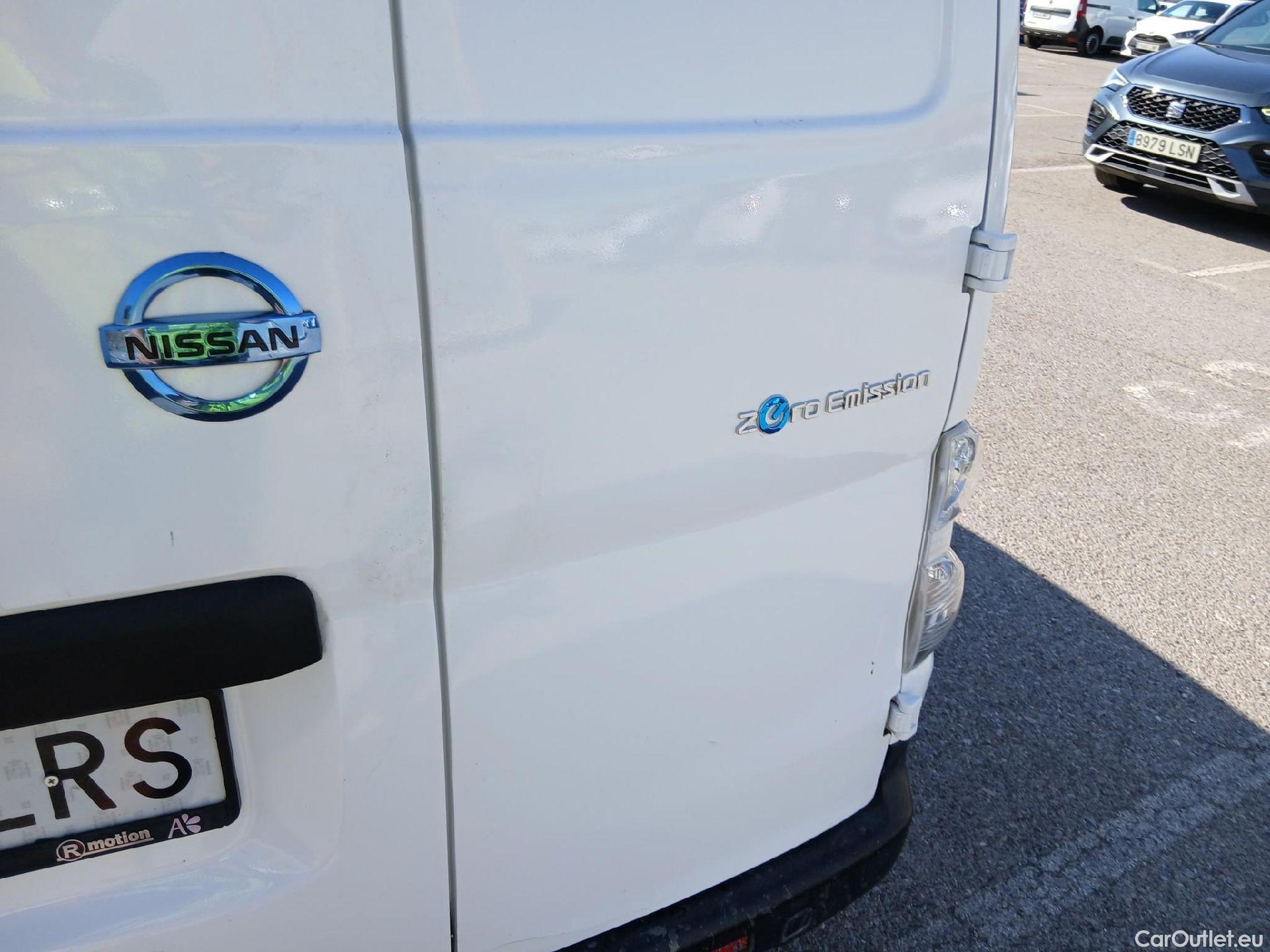  Nissan  NV200 NISSAN e- / 2009 / 4P / furgón Furgón 4p 40 kWh PROFESIONAL  Isotermo + Equipo de frio #18