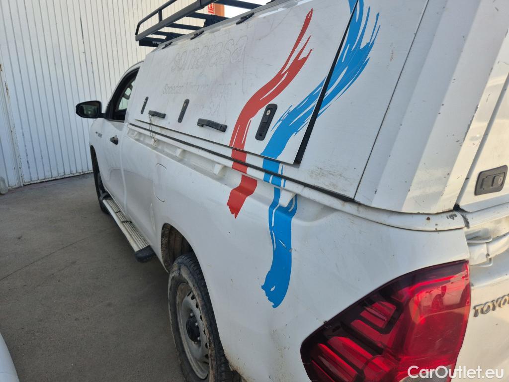  Toyota  Hilux TOYOTA  / 2016 / 2P / pickup 2.4 D-4D Cabina Sencilla GX #31