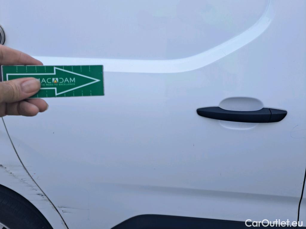  Opel  Combo OPEL  / 2018 / 3P / furgón derivado de turismo 1.5 TD 75kW (100CV) Express L H1 650kg #65