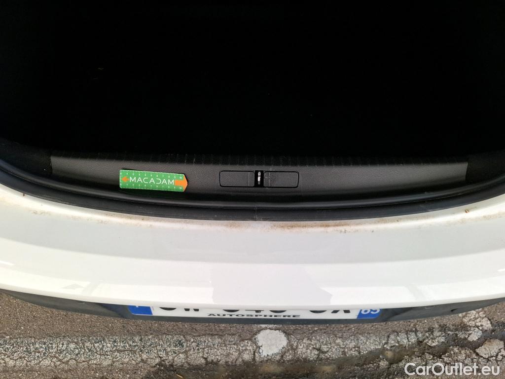  Peugeot  208  Active 1.2 PureTech 100CV BVM6 E6d #68